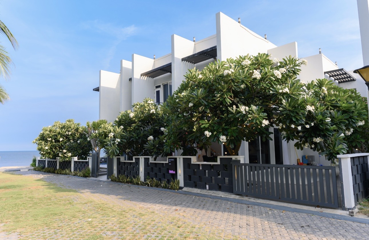 z4837552849569_68309f259ce53d0136610e4c43b75c47