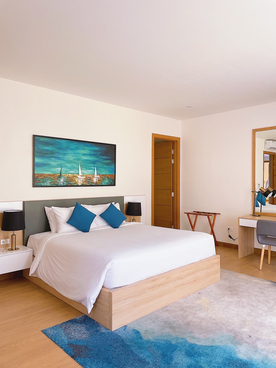 z5222437693614_5a74e14cfd0b4a98d9c97efe4f3934e7