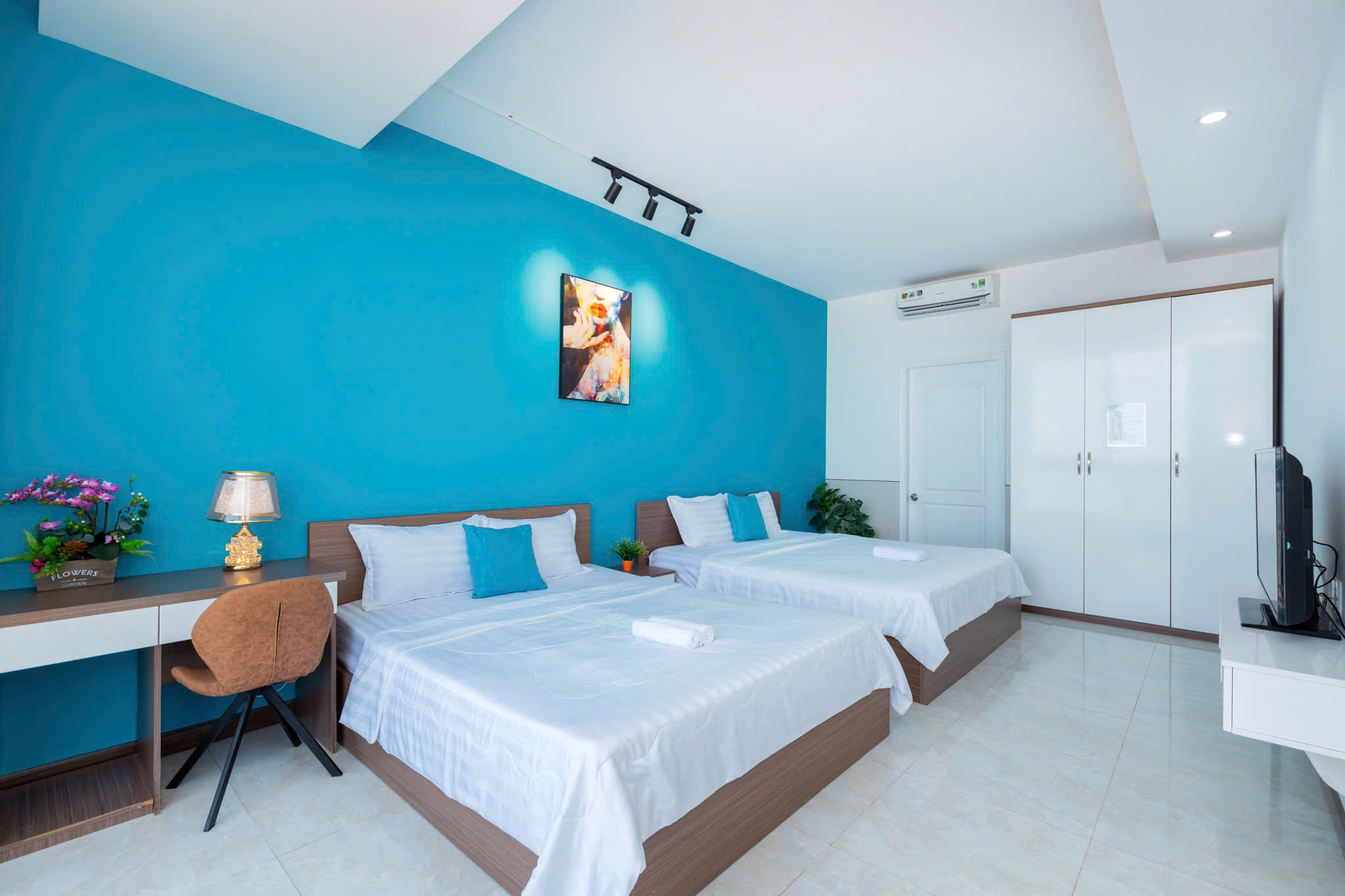 z6989270524361_cc58fa385fbdd488423fa476ad6b6656