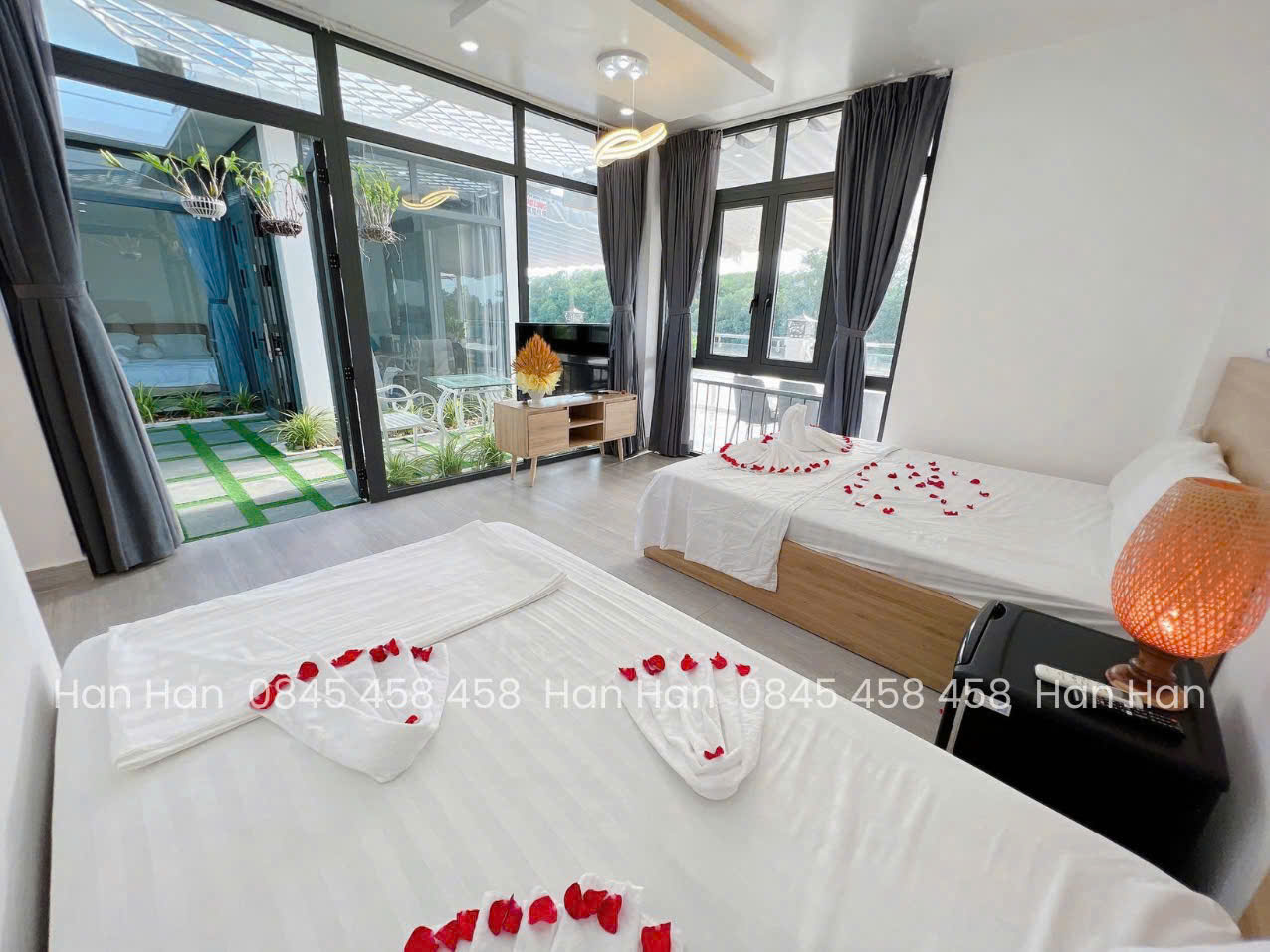 z6129135501605_3c00945eb0ed7947fb92611158f7d97a